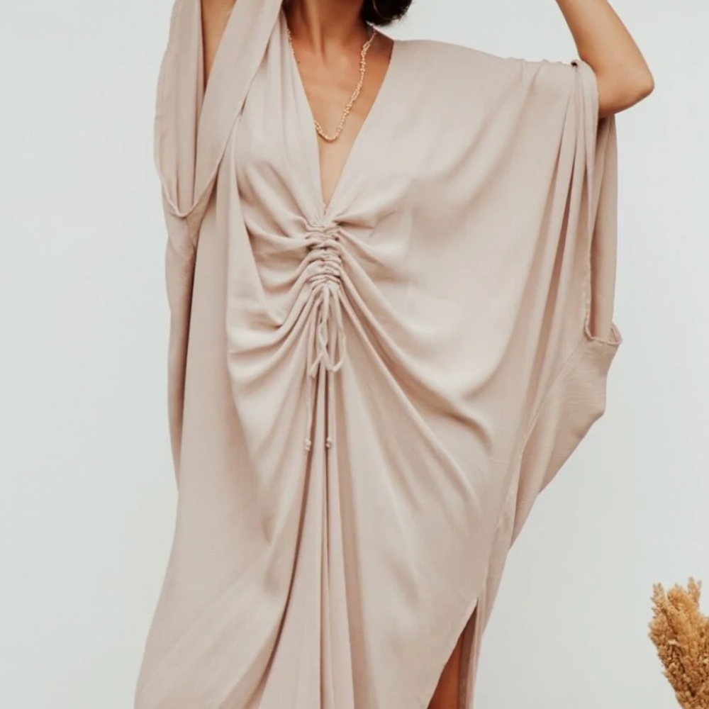 Myrah Penaloza VIRGO KAFTAN